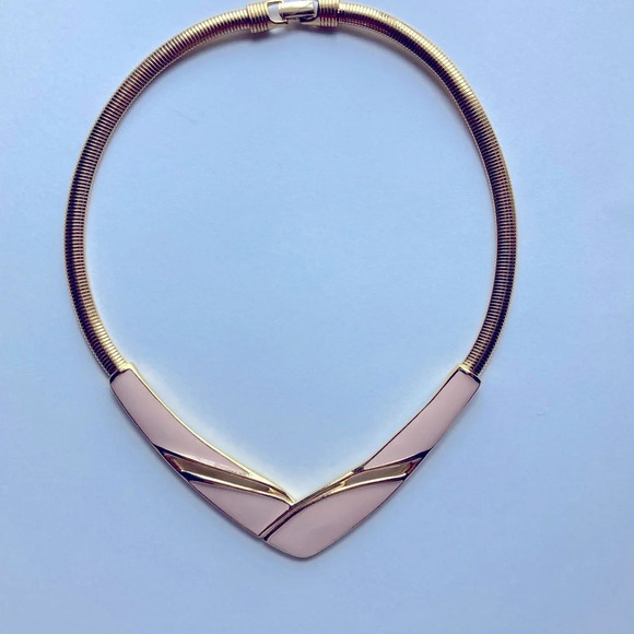 Vintage Trifari Pink Gold Enamel Necklace - Picture 1 of 8